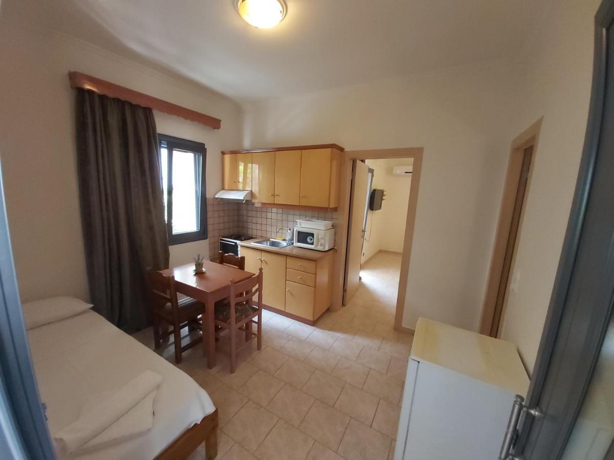 Maria Apartments Sidari  Exterior photo